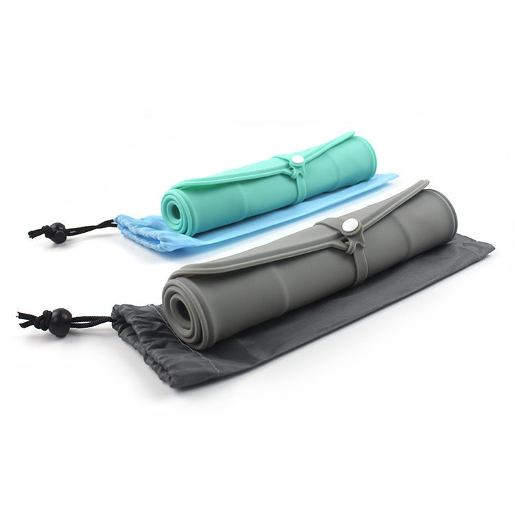 Pawfect Travel Buddy: Folding Silicone Pet Bowl