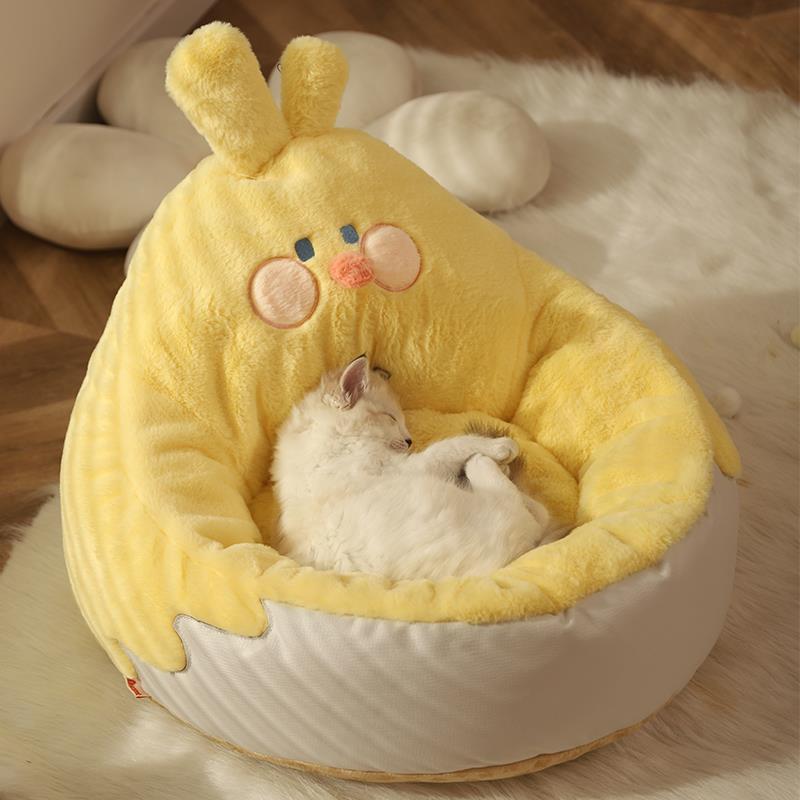 Semi-Closed Cat Nest – Snug Retreat Year-Round
