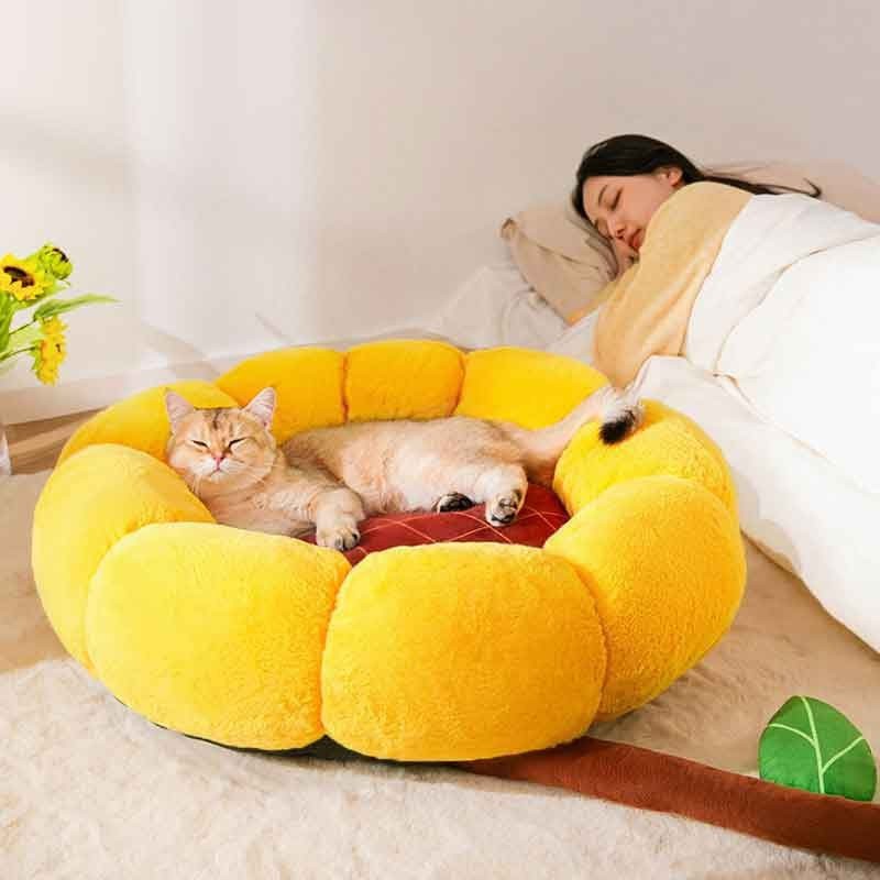 Soft Cat Nest Cushion – Everyday Comfort for Pets