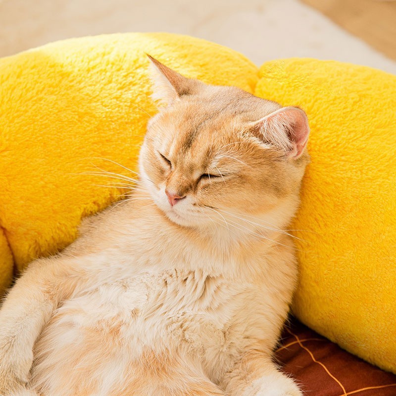 Soft Cat Nest Cushion – Everyday Comfort for Pets